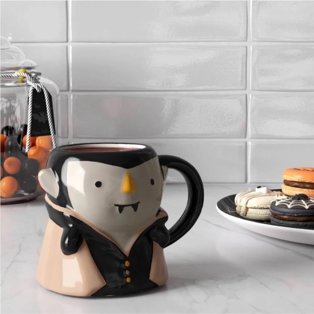 Vampire Themed Ceramic Mug - Picture 6 of 6